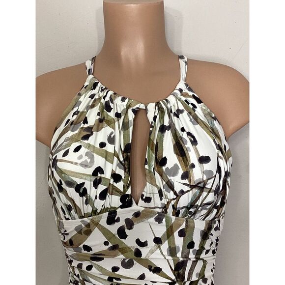 New. Kenneth Cole jungle print swimsuit. Normally $139 - Picture 9 of 13